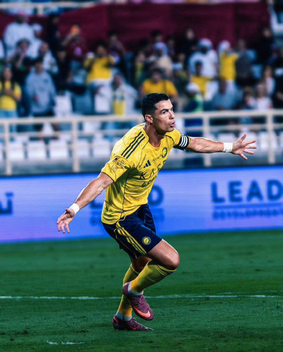 C罗在沙特利雅得胜利俱乐部的股东身份具体细节是怎样的？