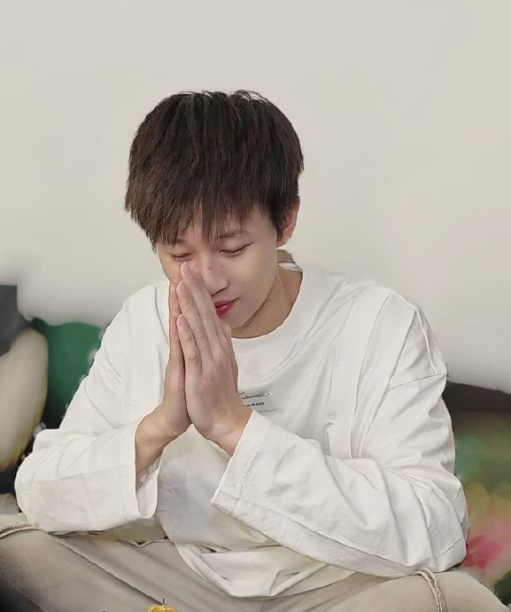 国乒林高远ELLEMEN粤语专访：谈顶男标准与2026目标