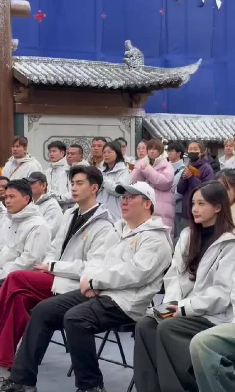 李一桐陈星旭新剧金枝开机路透曝光