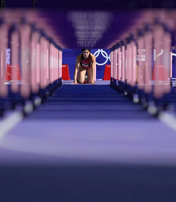 中国运动员吴艳妮、刘湘也曾因穿着遭遇类似争议吗？