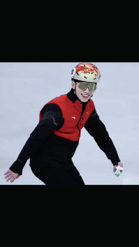 终于要到短道速滑了！米兰见证速度与激情，一起为中国队助威！林孝埈加油！