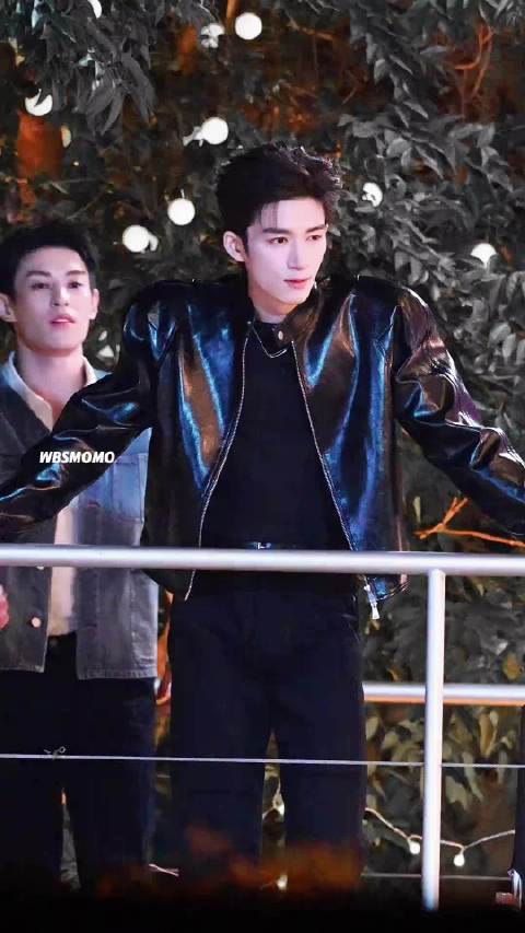 我家周京泽过分帅了吧