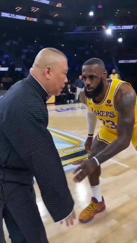 郭德纲打爆詹姆斯，哈哈，现在都是些什么造孽的AI