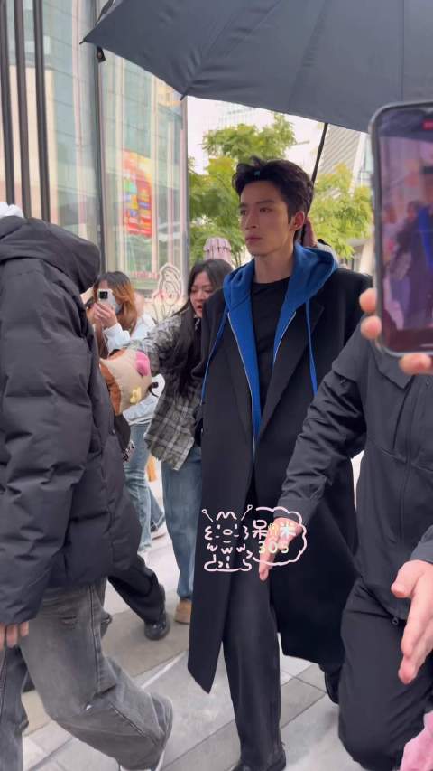 王星越周京泽 王星越告白 走路都带风的周爷