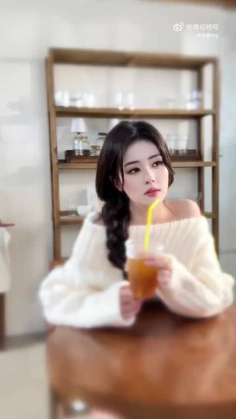 白鹿李青月 白鹿姜雪宁 白鹿北上 不行，我要跟白鹿喝一杯果汁