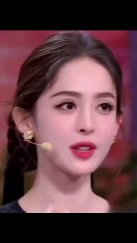 玉茗茶骨剧收官，主演宝儿18岁出道经历网暴引热议