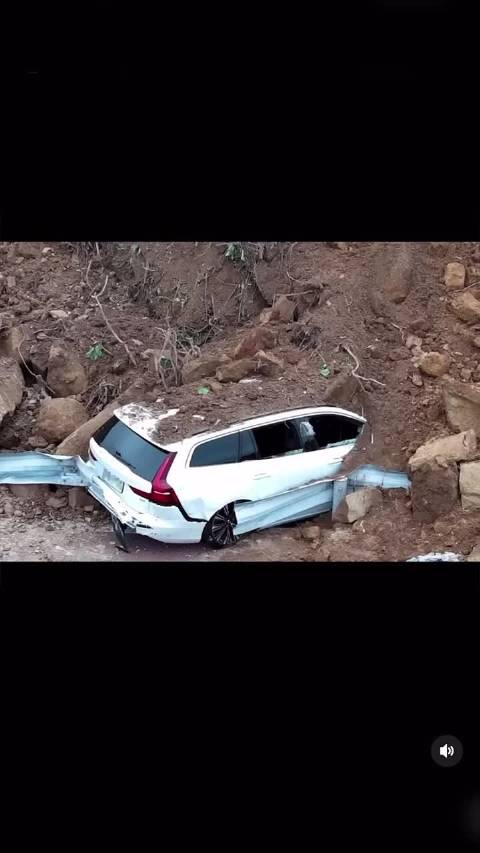 视频：沃尔沃V60车顶强度达车重4.3倍超IIHS标准