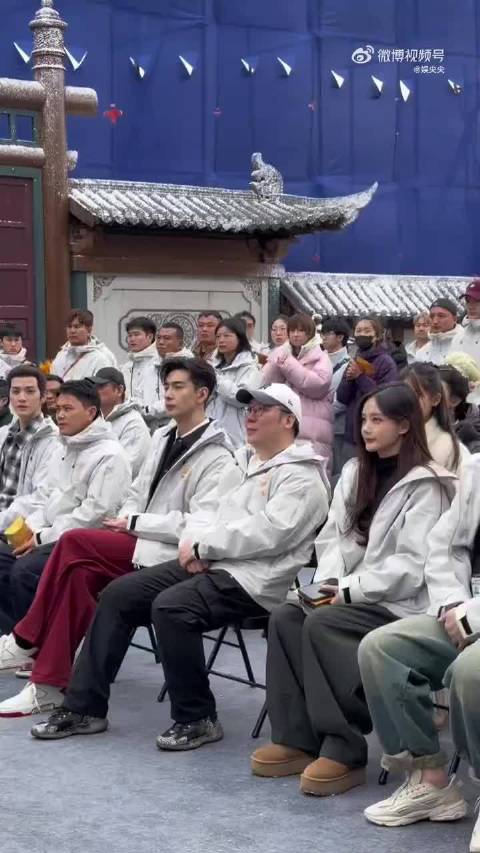 李一桐 陈星旭同框路透