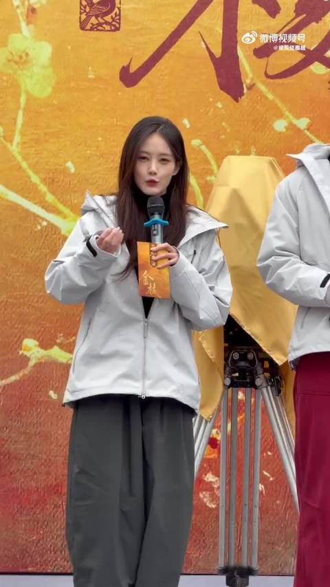 李一桐好强的内心啊，对剧本人物有深刻的理解，有自己的的想法太酷了！