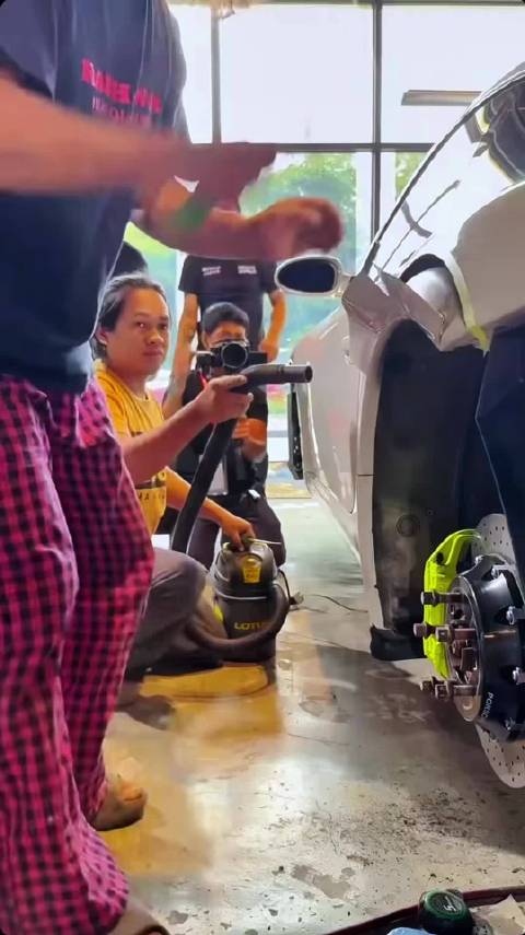 中井启切割保时捷看了都心疼