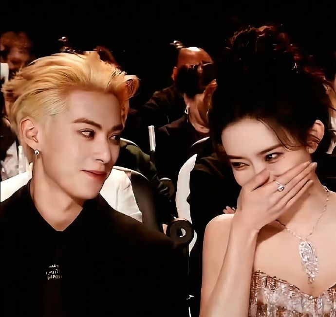 孟子义此次包场支持王鹤棣，两人之前有过哪些友情互动？