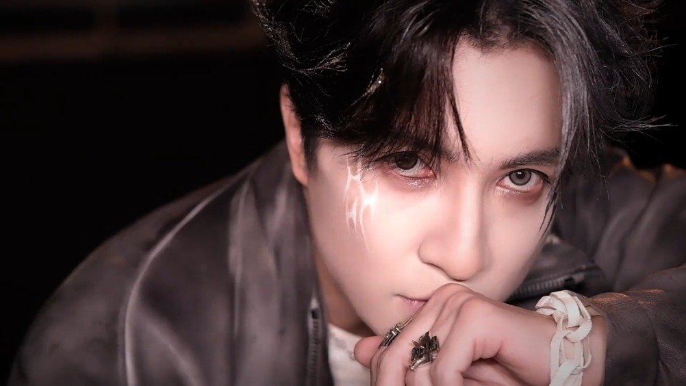 薛之谦回应万兽之王演唱会官宣 “美好重逢的底色一定是 久别”