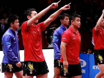 两位乒乓新星的情谊，在青葱岁月里悄然生长，小胖紧随兄长脚步，一路蜕变成熟