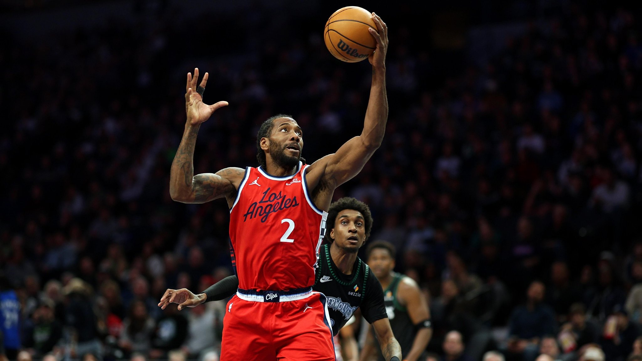 美记:快船收到多份关于伦纳德报价,但他们未就此开展任何实质性谈判