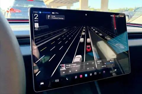 特斯拉FSD订阅上线！655元一个月，自动驾驶终于降价