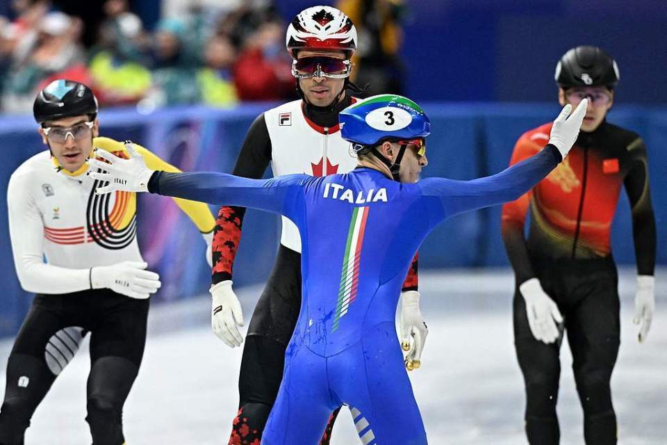 第1跌第4！中国短道瞬间发生了啥？张楚桐失误，孙龙致命趔趄