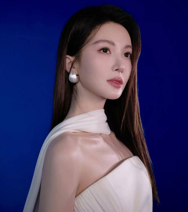 既有《孤注一掷》的演技，又有综艺里的鲜活，金晨太绝了_舞蹈_实力派_出圈