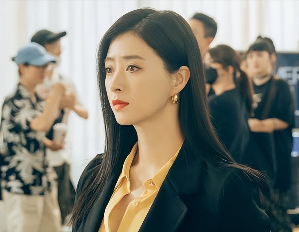 继《蛮好的人生》,40集都市职场剧上线,终于拯救了我的剧荒