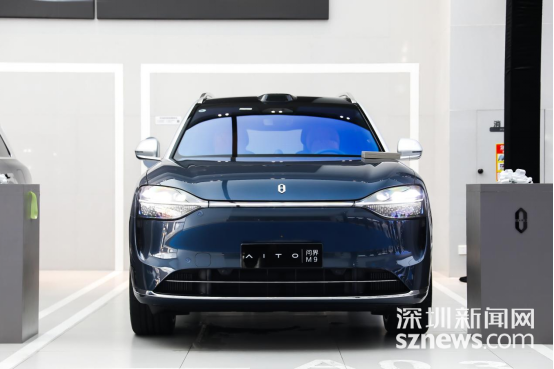 全体系升级，赋能问界M9第10万辆交付，大五座开启先行者交付