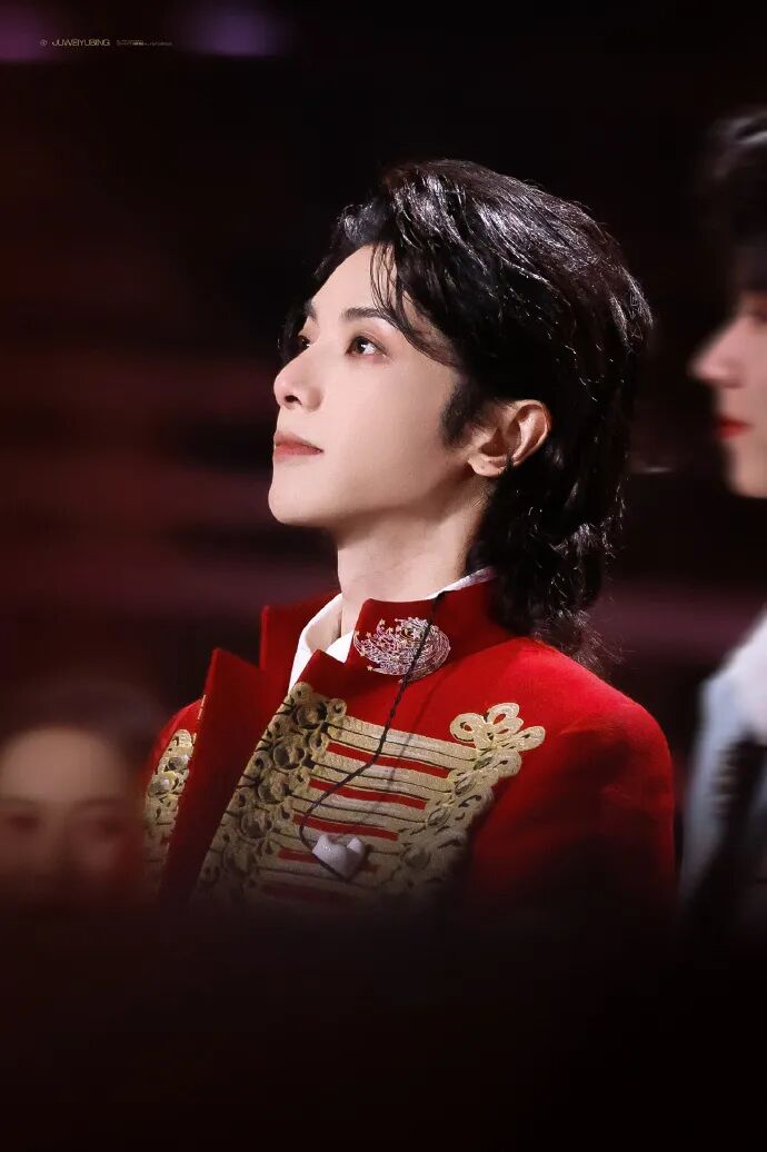 华晨宇拿下三块地!火星乐园2.0落地云南,内娱演唱会模式彻底改写