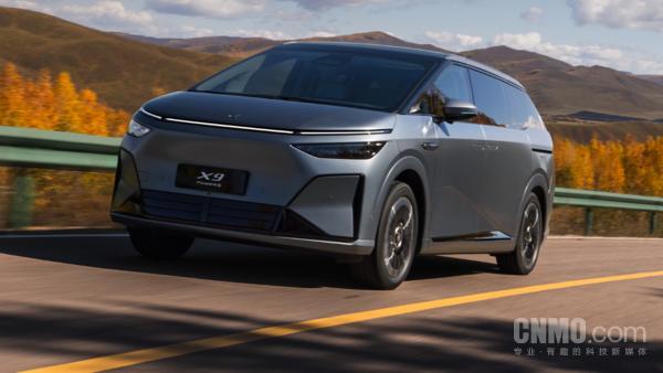 小鹏汽车官宣：1000座X9超级增程移动充电站正式上线