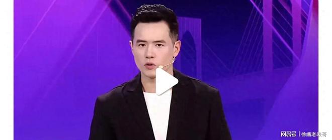 刘国正指导评亚洲杯孙颖莎4-3王曼昱，谈决胜局擦边球