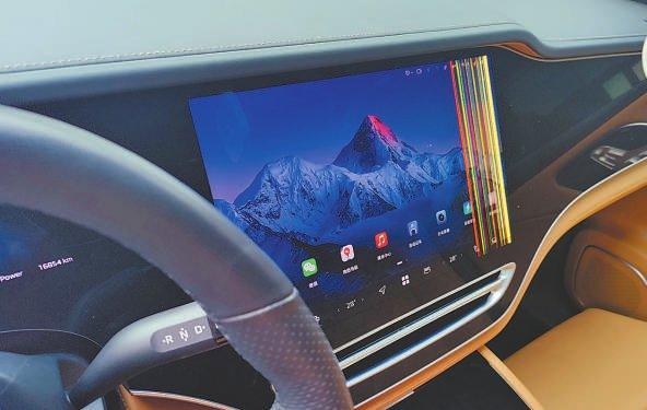 自动洗车遭遇“鬼开门”损失2万余元，谁之过？