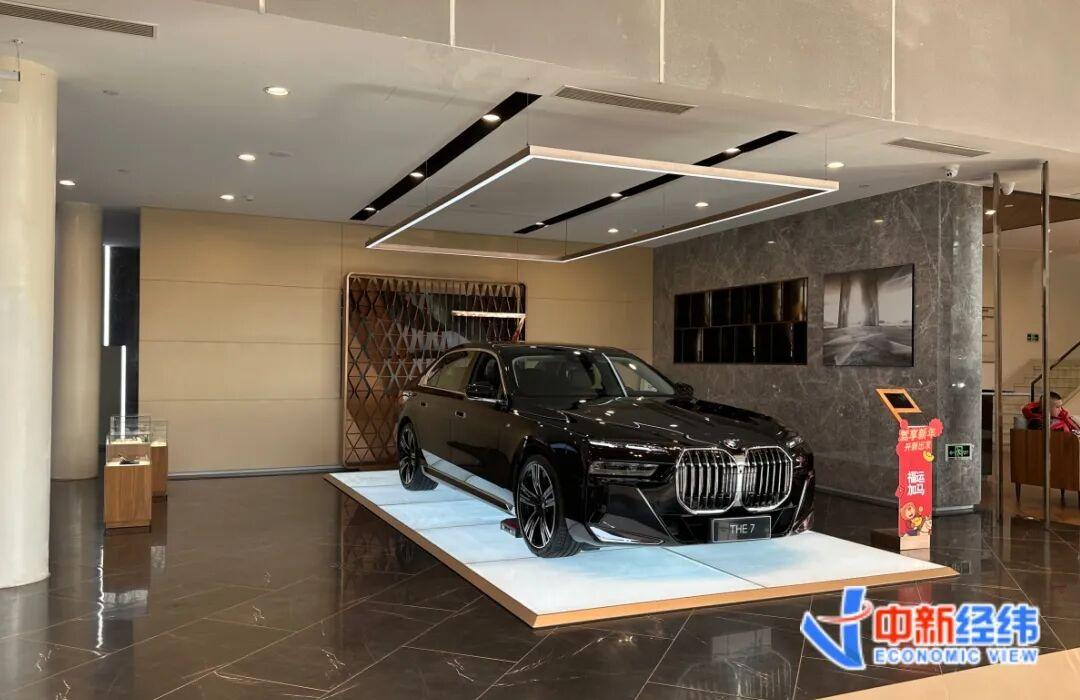 宝马降价,越降越贵?