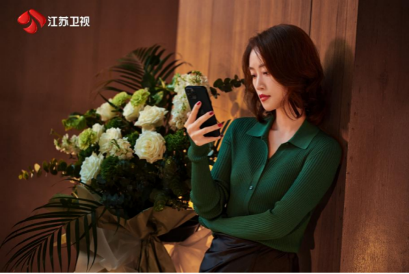 《夜色正浓》演绎800个心眼子“野心家” 蓝盈莹：我演的是一个在真实世界里面努力生活的人