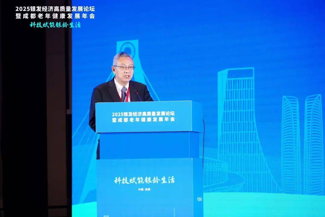 借鉴国际经验,建设中国国情“三支柱”养老保障体系