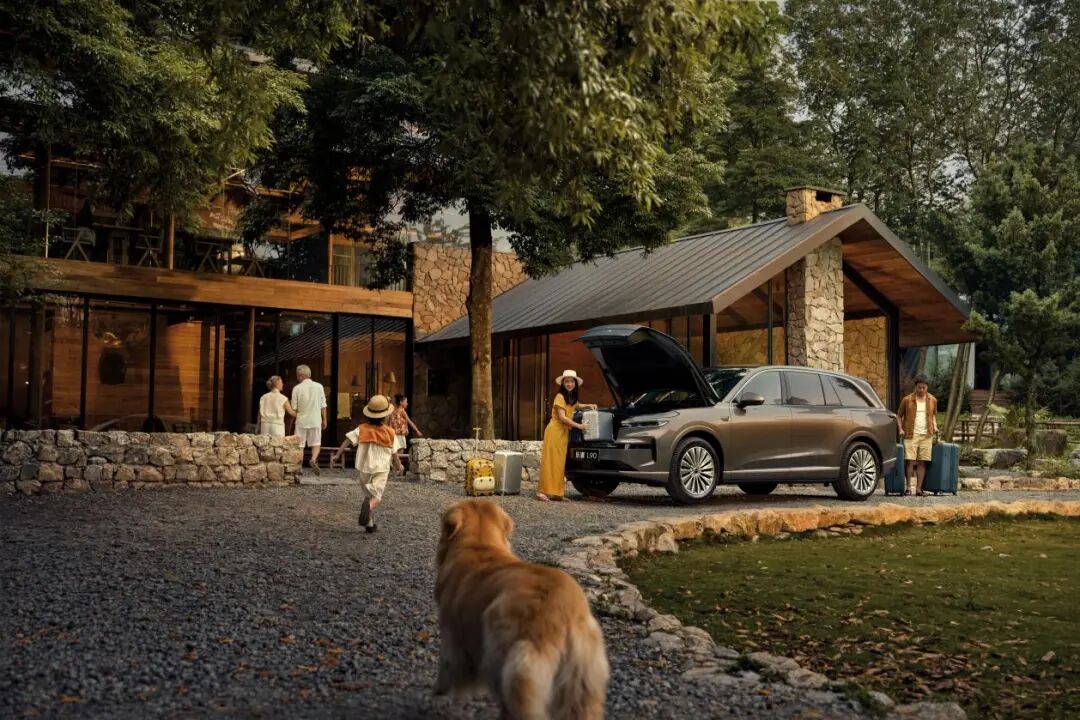 2025年,增程大三排SUV的黄金时代如何被终结?