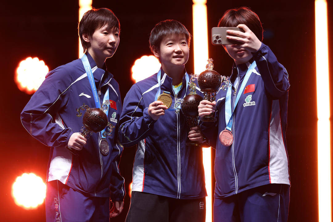 国乒包揽亚洲杯女单冠亚季　王楚钦卫冕孙颖莎伤愈首夺冠_王曼昱_选手_决赛