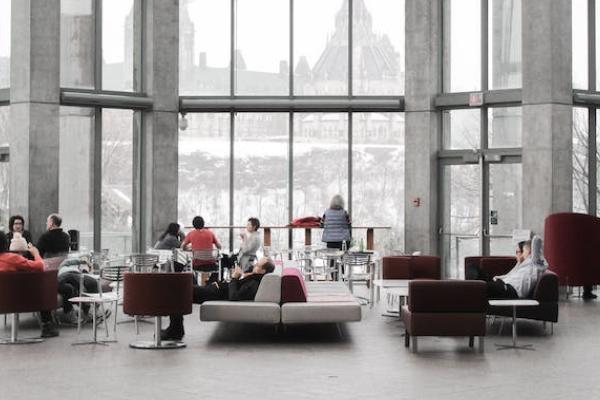 理财保险和定期存款哪个好?有什么区别?-马蜂财经