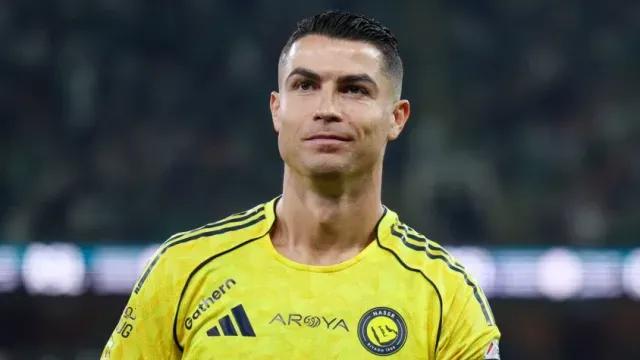 [流言板]iNews:若C罗今夏选择离开,沙特准备好引进萨拉赫和B费应对-国际足球-国际足球资讯-虎扑社区