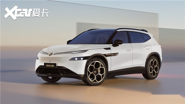 与众 08 空间美学 全尺寸纯电 SUV 的舒适进阶