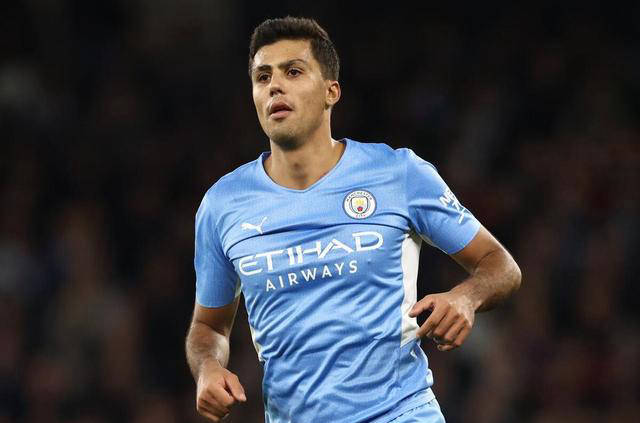 安逸新选择:坎塞洛以年薪1500万欧元加盟利雅得新月_曼城_国米_瓦伦西亚