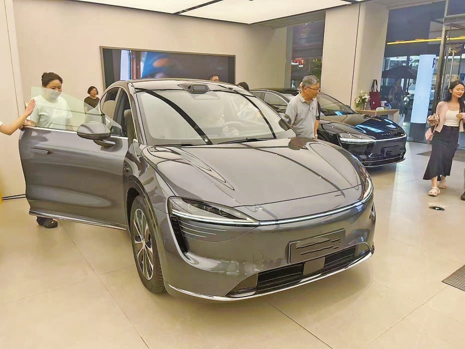 智能驾驶付费争论折射出转型之变