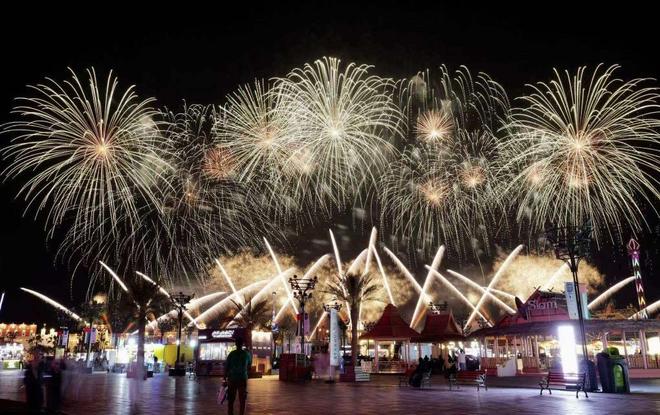 浏阳烟花闪耀2026阿联酋“欢乐春节”