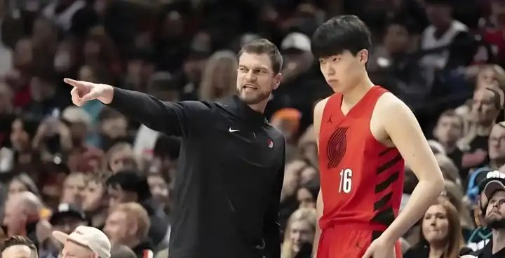 杨瀚森在开拓者屡次遭受DNP，是战术考量还是能力方面的问题？