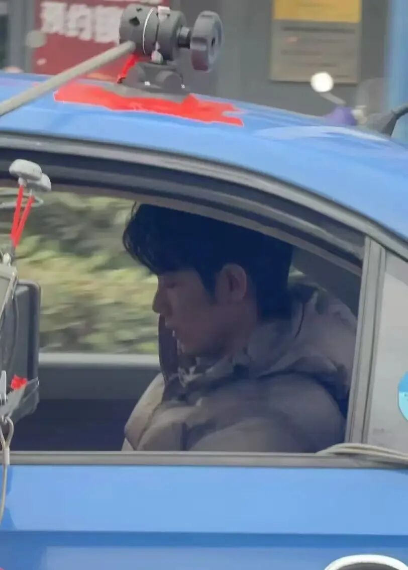 知名演员肖战在合肥拍摄电视剧