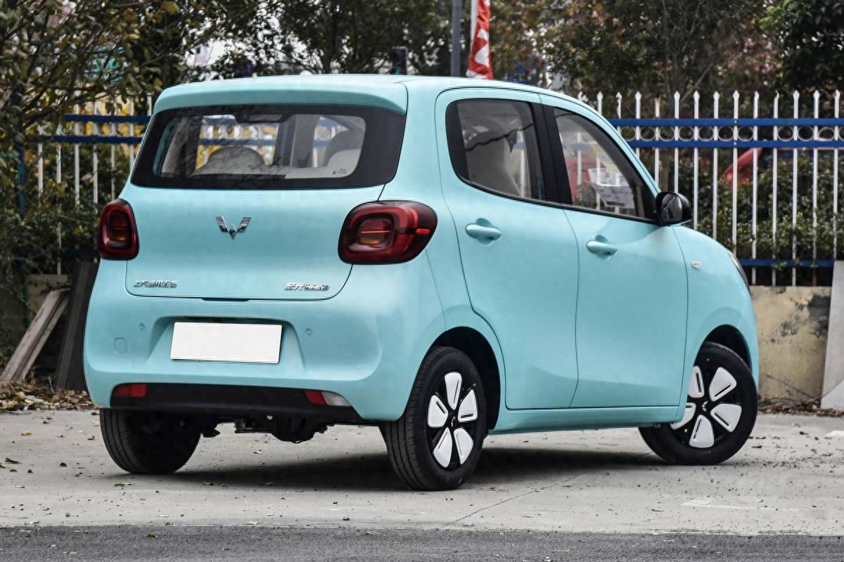 2025年平民代步车首选推荐:经济实用与科技感兼备的5款车型