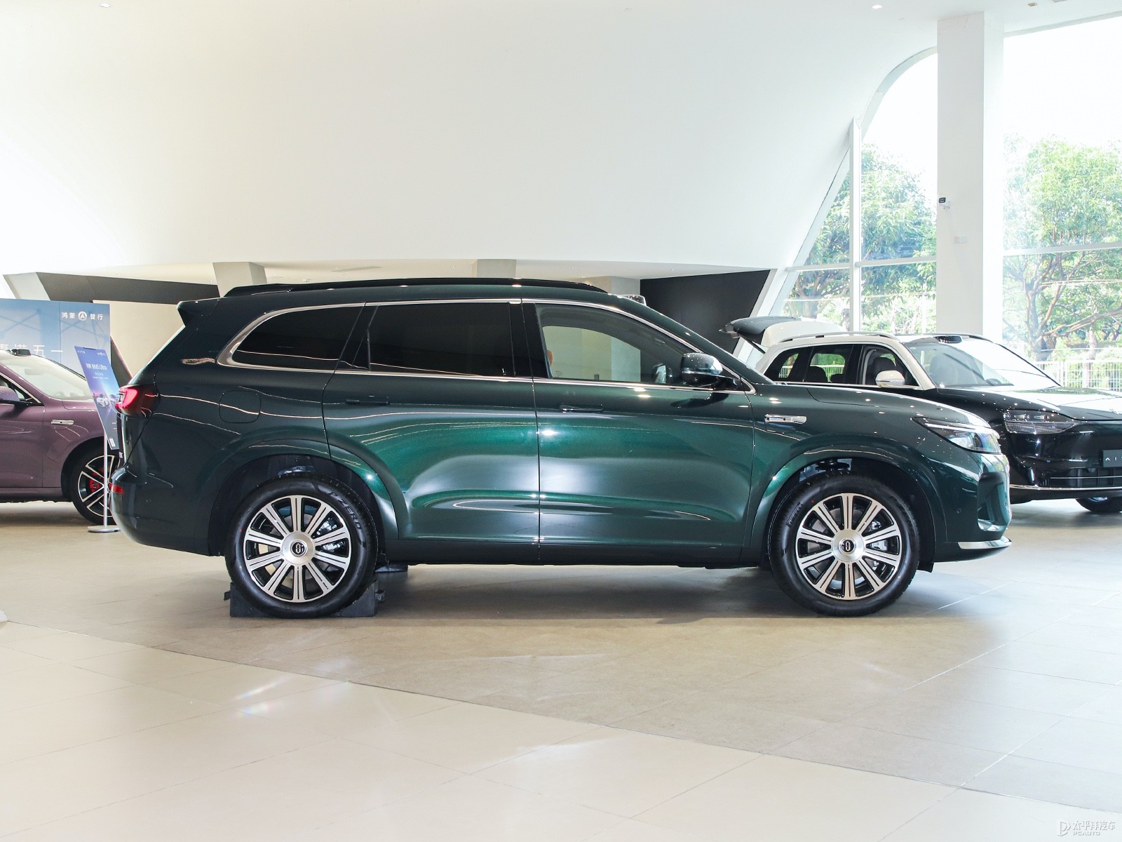 问界M7核心卖点:鸿蒙座舱+L2+智能驾驶