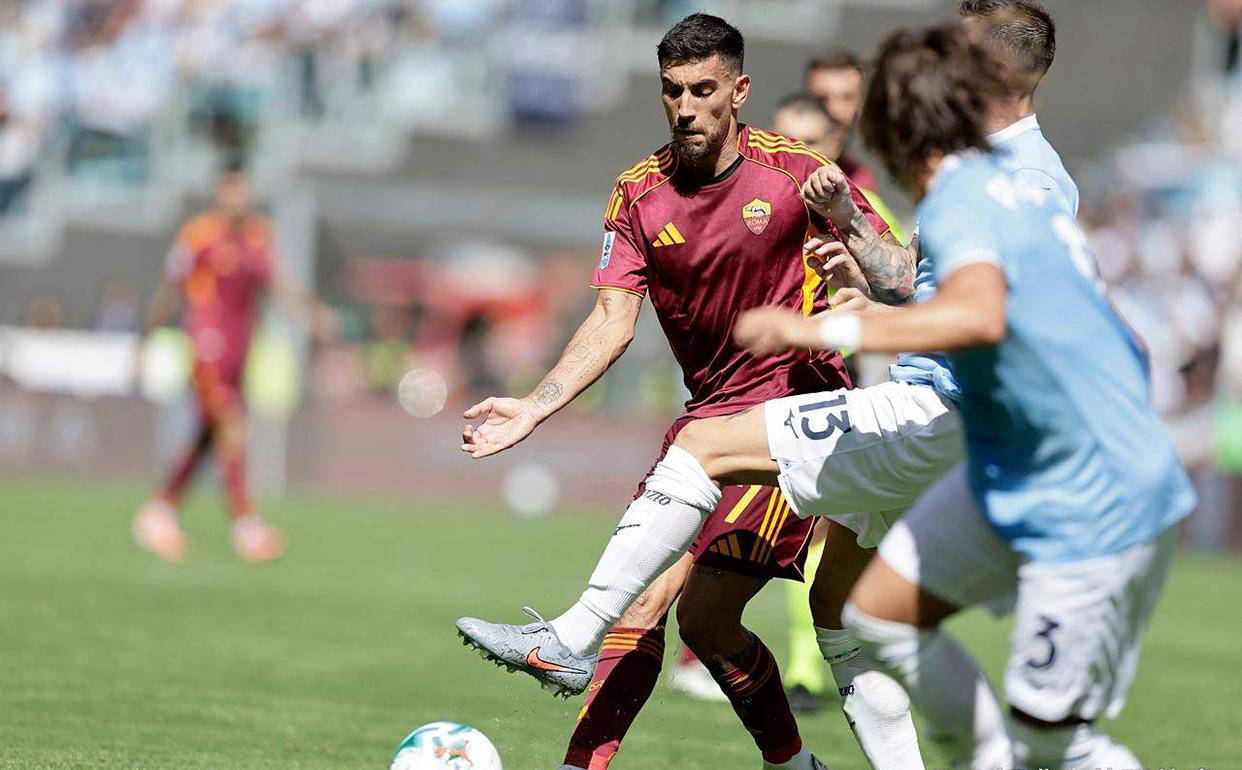 意甲罗马1-0小胜拉齐奥 德比战佩莱格里尼受伤复出