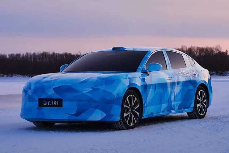 准备买车的再等等,比亚迪将发五款重磅新车,全都“有点东西”