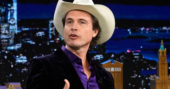 马斯克弟弟回应：只见过一次爱泼斯坦，从未去过他的岛屿