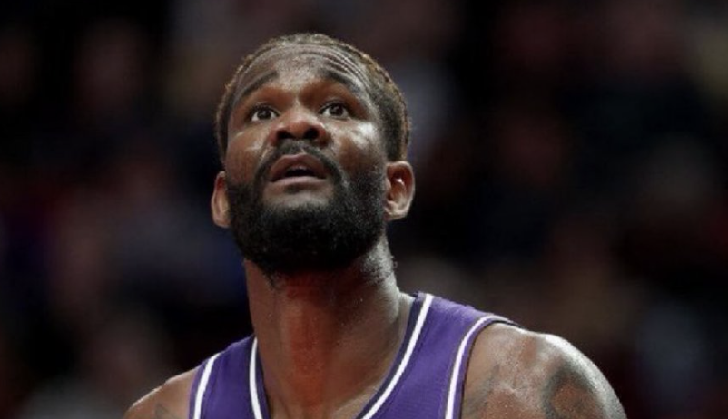 湖人官方：艾顿可出战今日与雷霆比赛，克内克特赛前决定