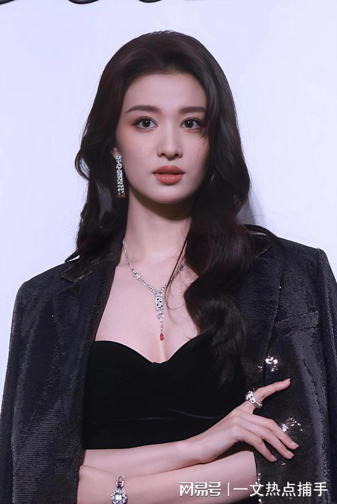 王楚然送黄金小鱼？这波剧宣赢麻了！