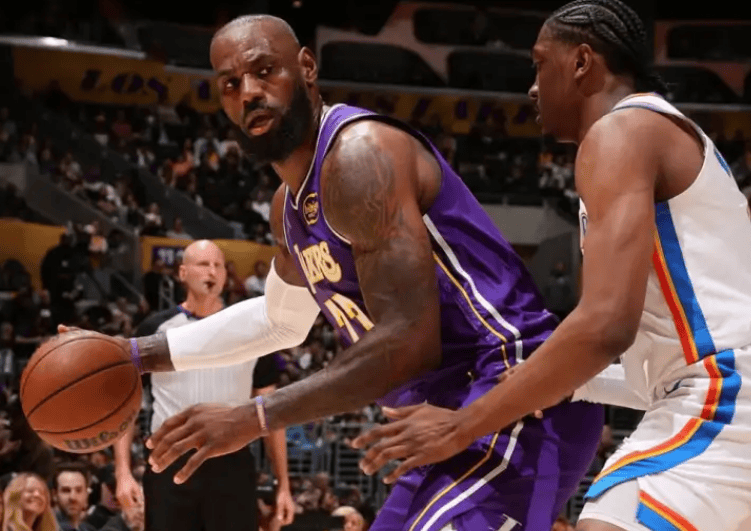 Skip：詹姆斯整体发挥不错但三分4中0&如果他投进三分会怎样