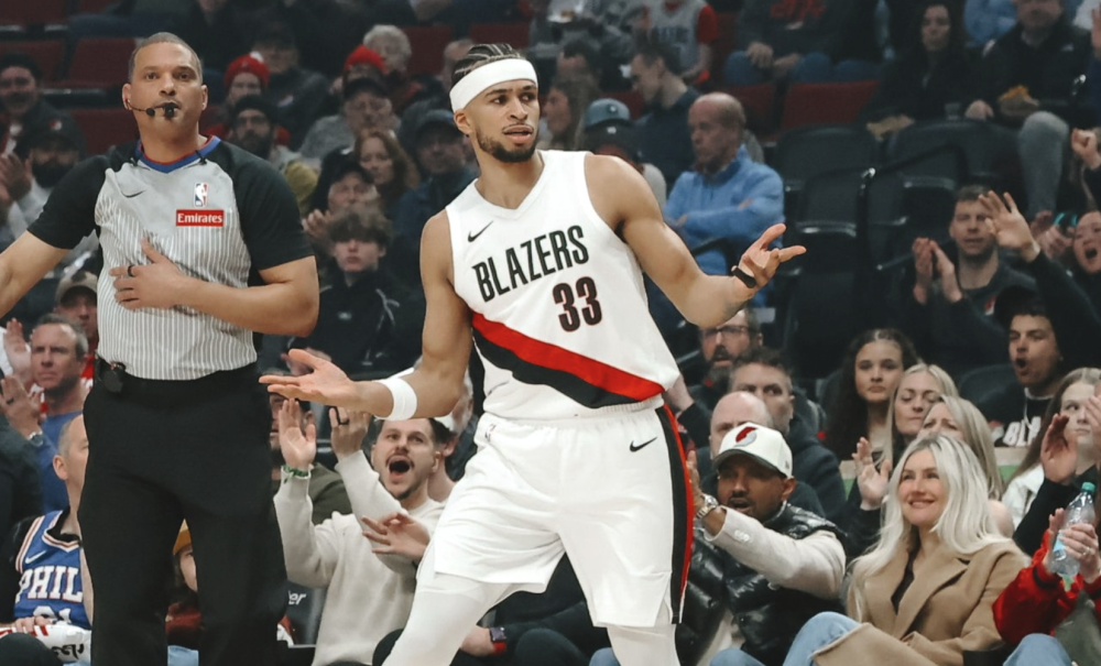 杨瀚森2分1篮板!恩比德缺阵76人惨败开拓者 卡马拉308三分新高