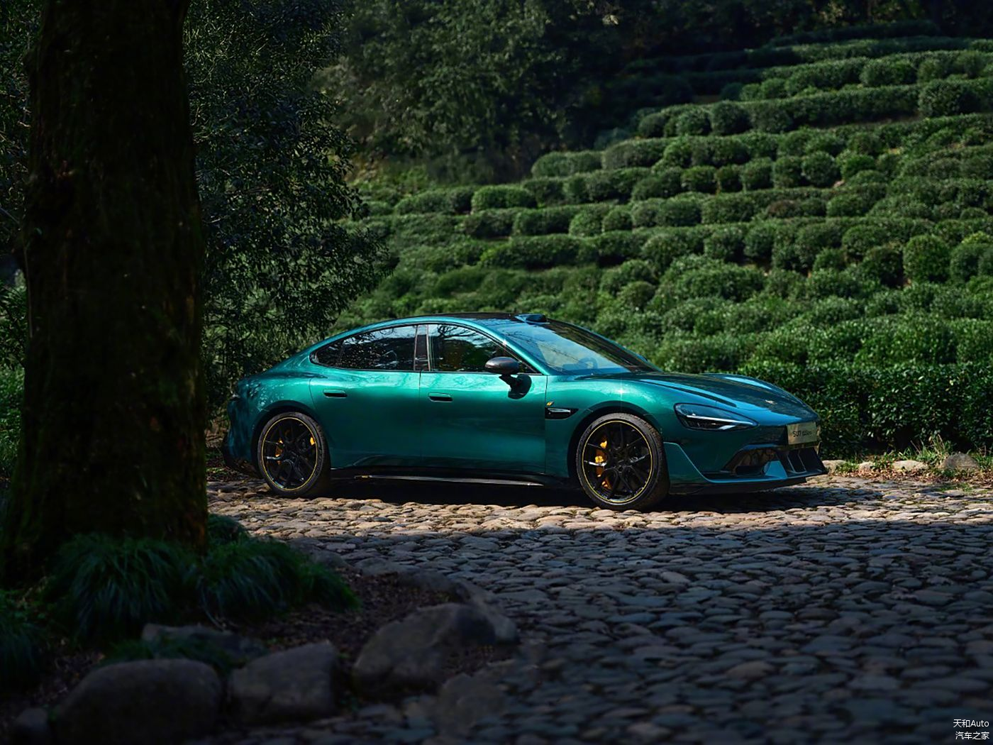 为何小米SU7 Ultra销量持续下滑,高性能电动汽车没有吸引力了吗